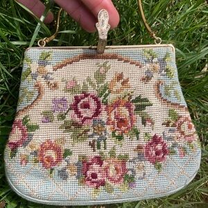 Vintage Floral Embroidered Handbag